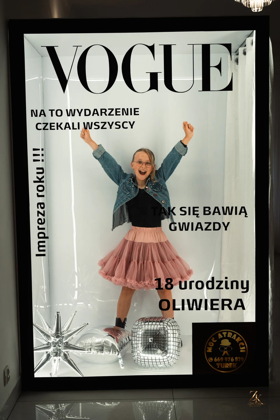 Pamiątkowy portret w ramie fotograficznej — Urodziny Oliwiera